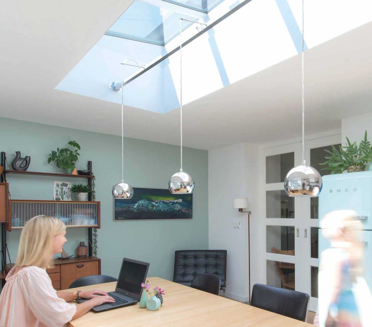 Lichtstraat voor op plat dak